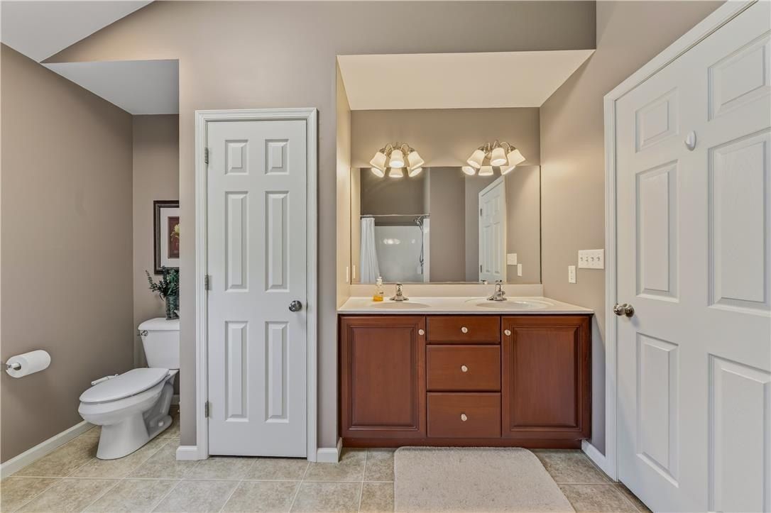 973 Heather Lane. Forks Twp, PA 18040