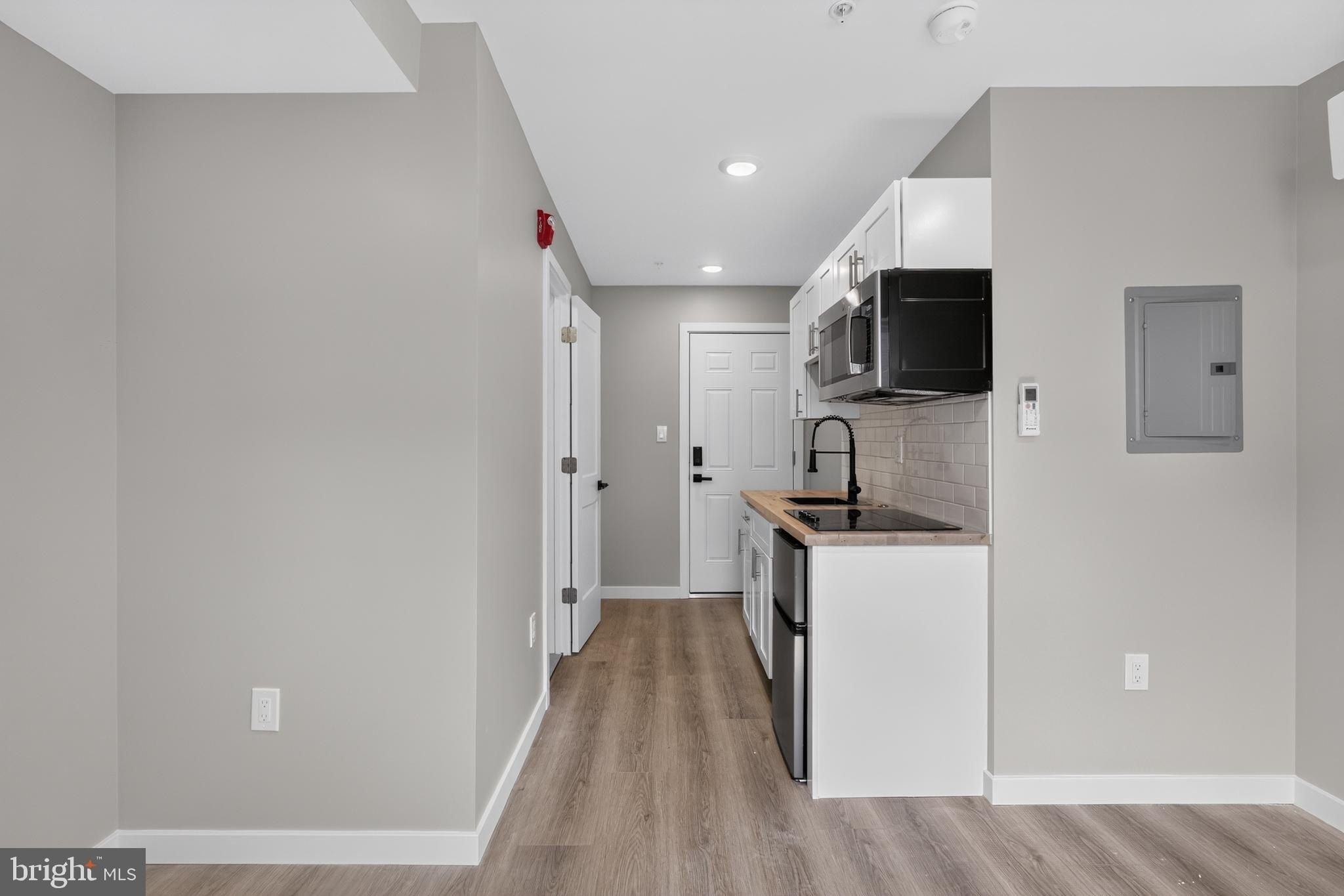 2143 E Arizona Street. Philadelphia, PA 19125