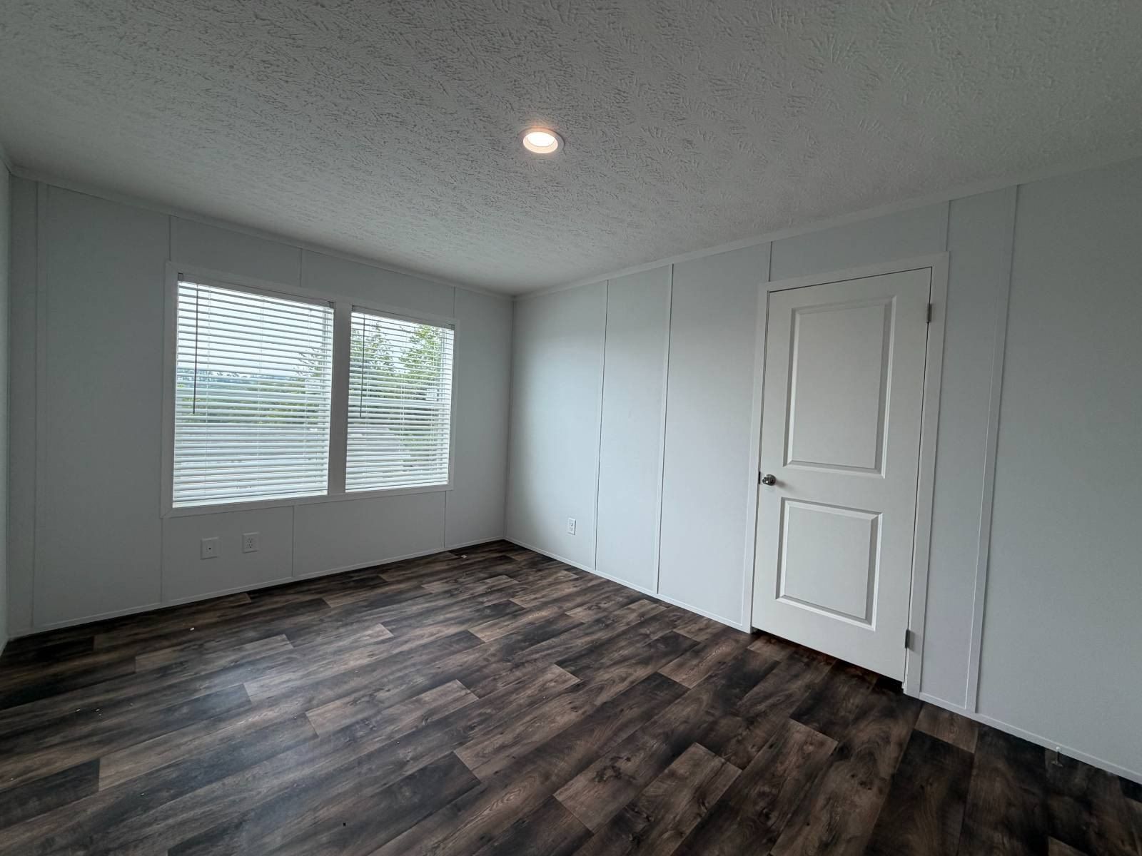 66 Gayle Ave Lot 82. Washington, PA 15301