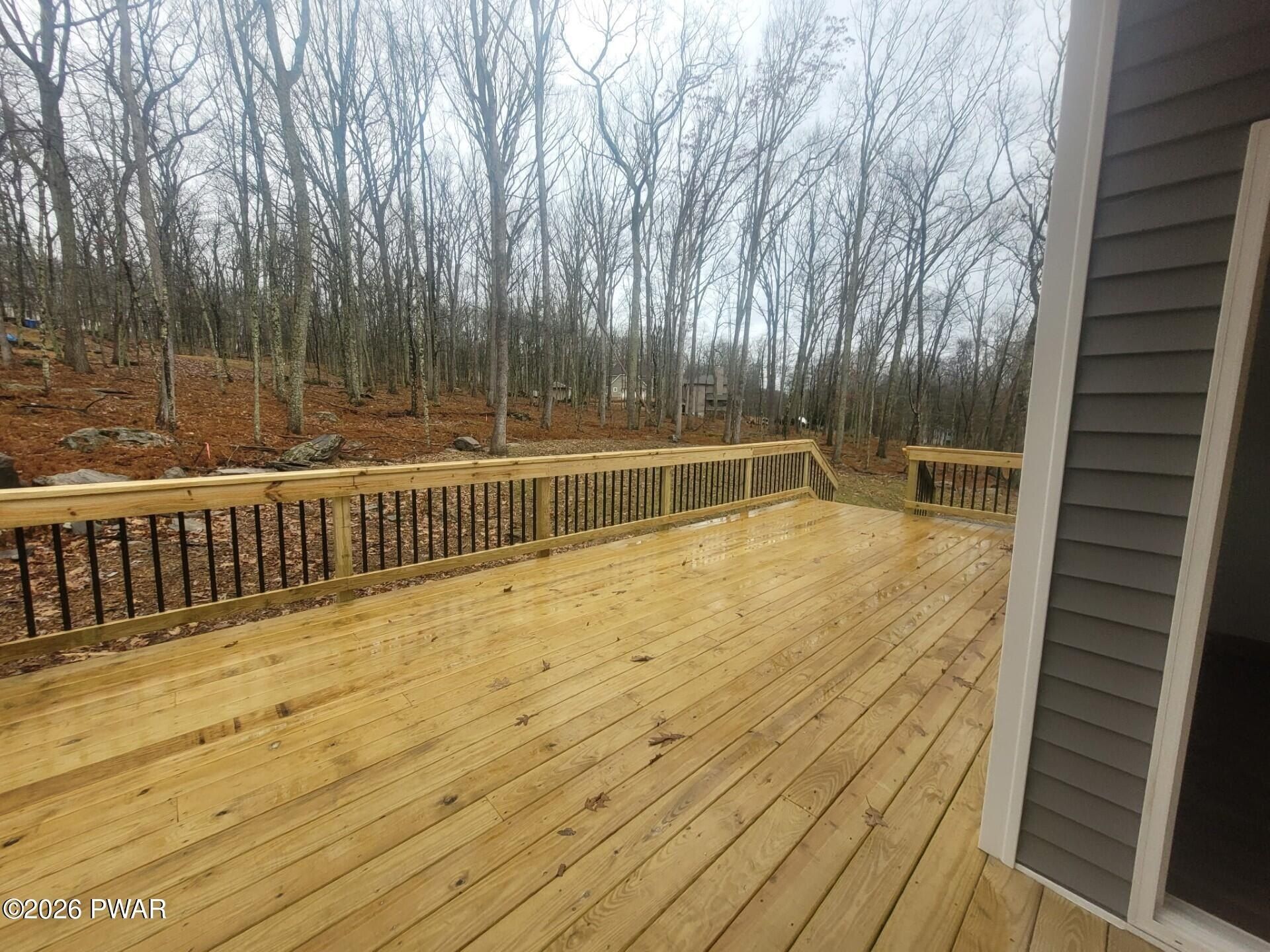 106 Fawn Lake Drive. Hawley, PA 18428