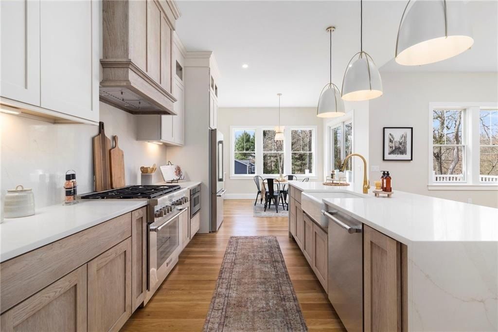 39 N Woods Trail. South Kingstown, RI 02879