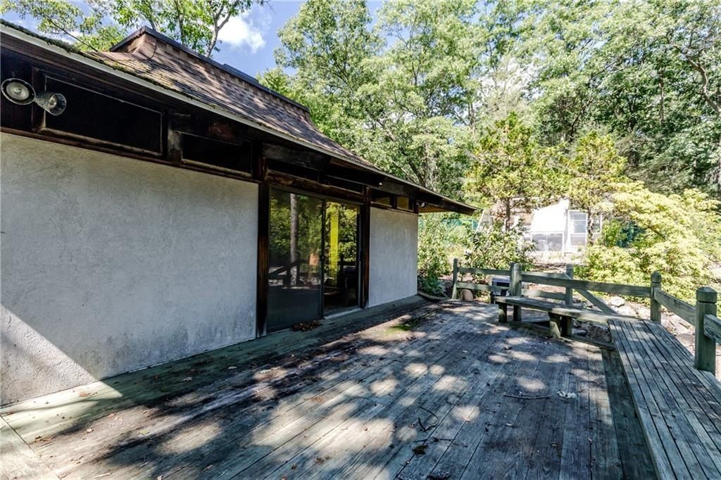 381 Angell Road. Lincoln, RI 02865