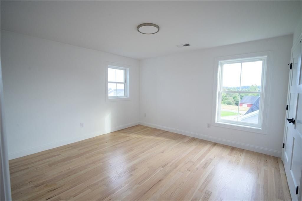 50 Bunker Hill Crossing. Portsmouth, RI 02871