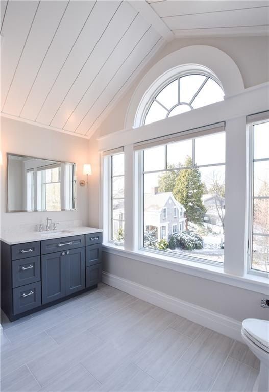 1 Amore Lane. East Greenwich, RI 02818