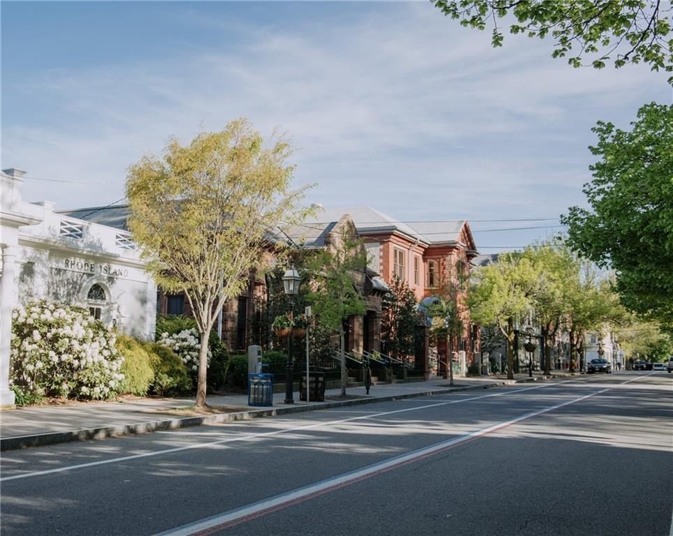 5 Knowlton Court. Bristol, RI 02809