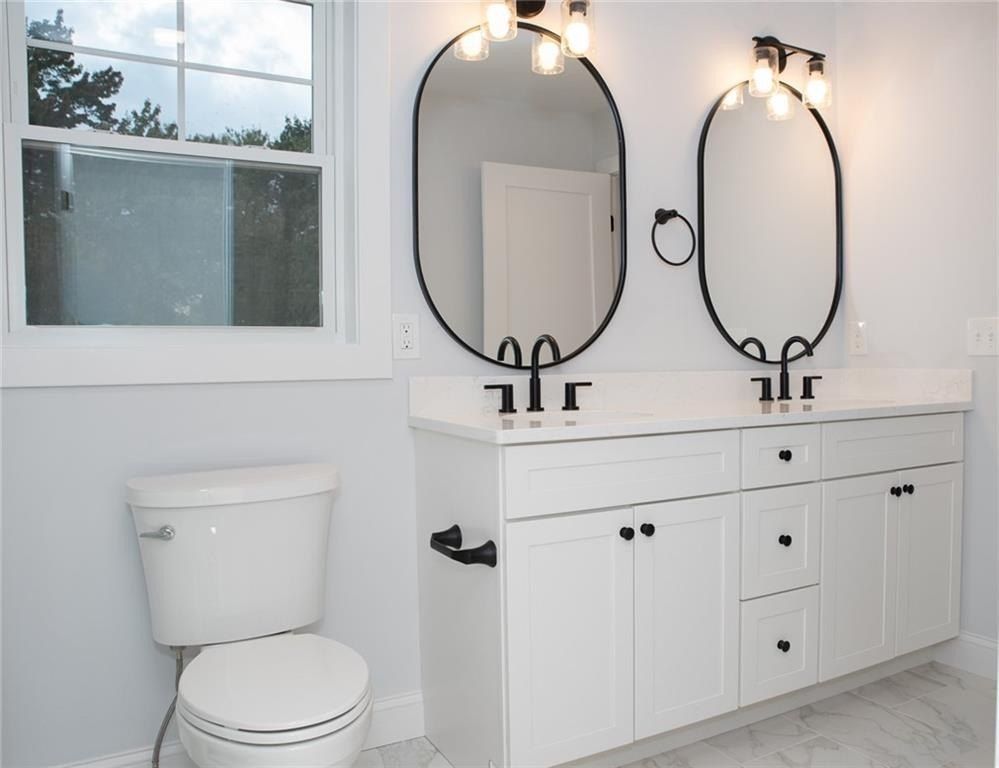 49 Recess Lane. Warwick, RI 02889