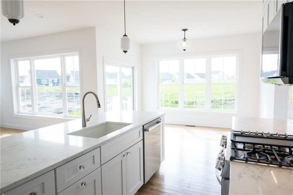 10 Revolution Way. Middletown, RI 02842
