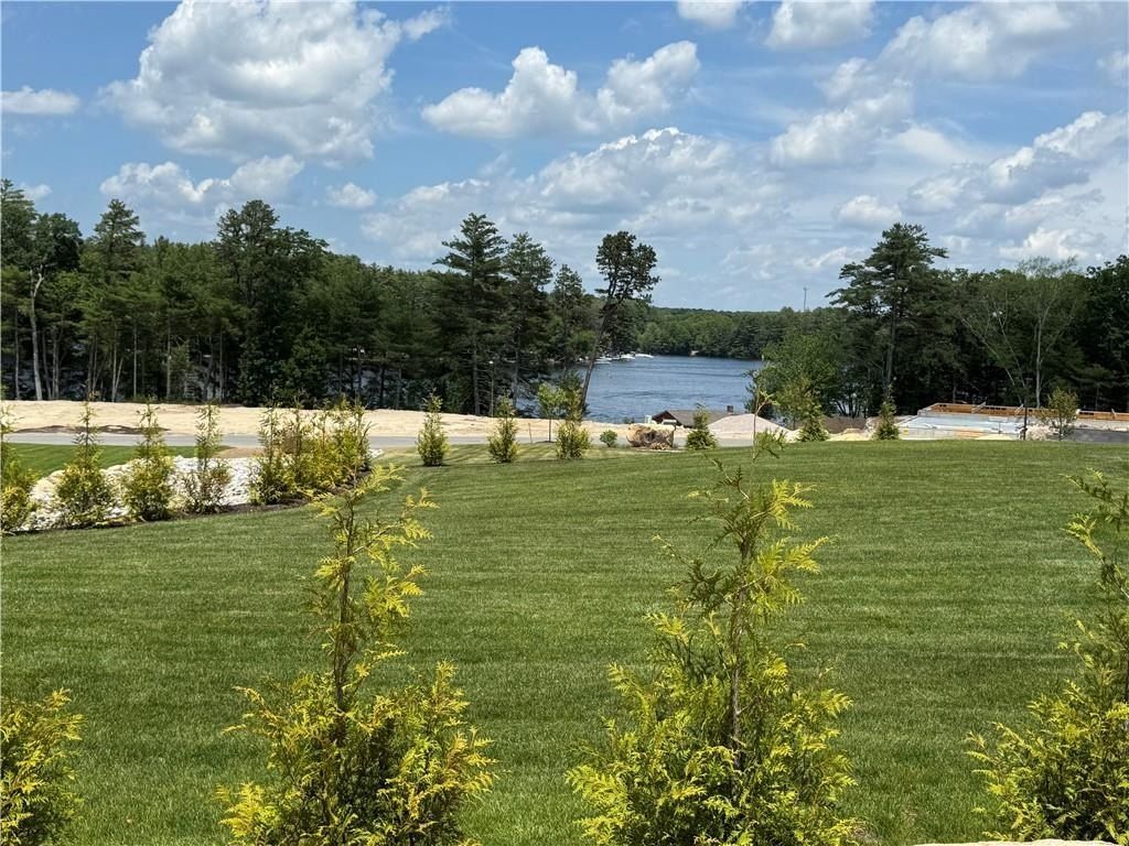 83 Sunset Lake Circle. Coventry, RI 02816