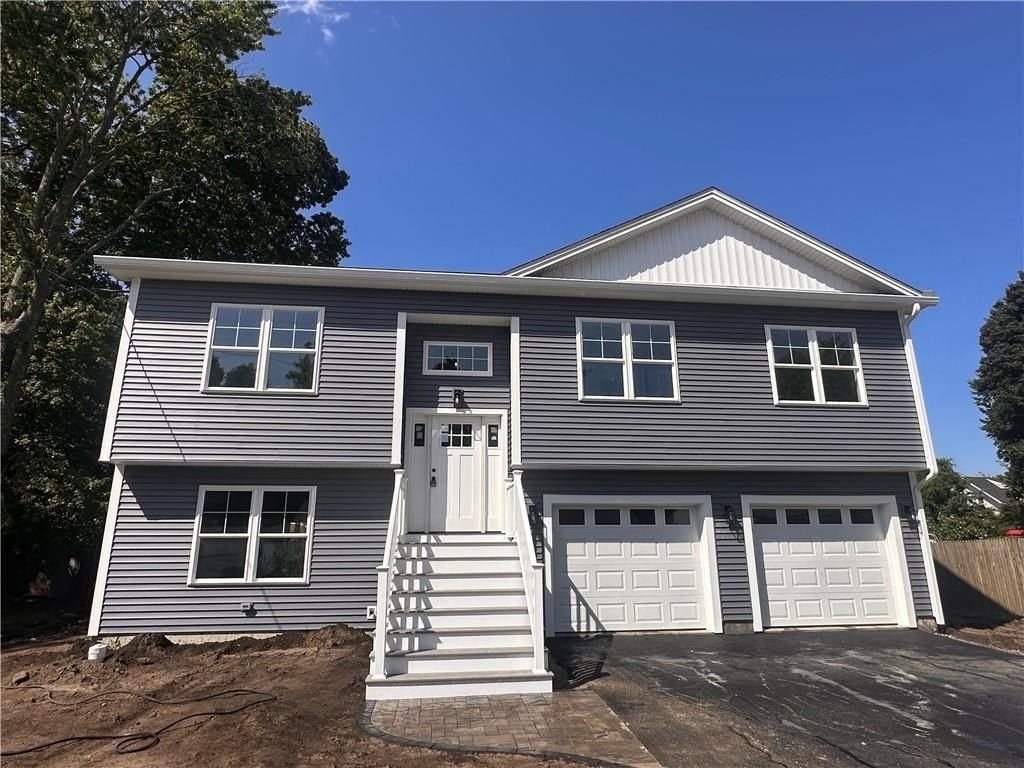 67 Kenway Avenue. Warwick, RI 02889