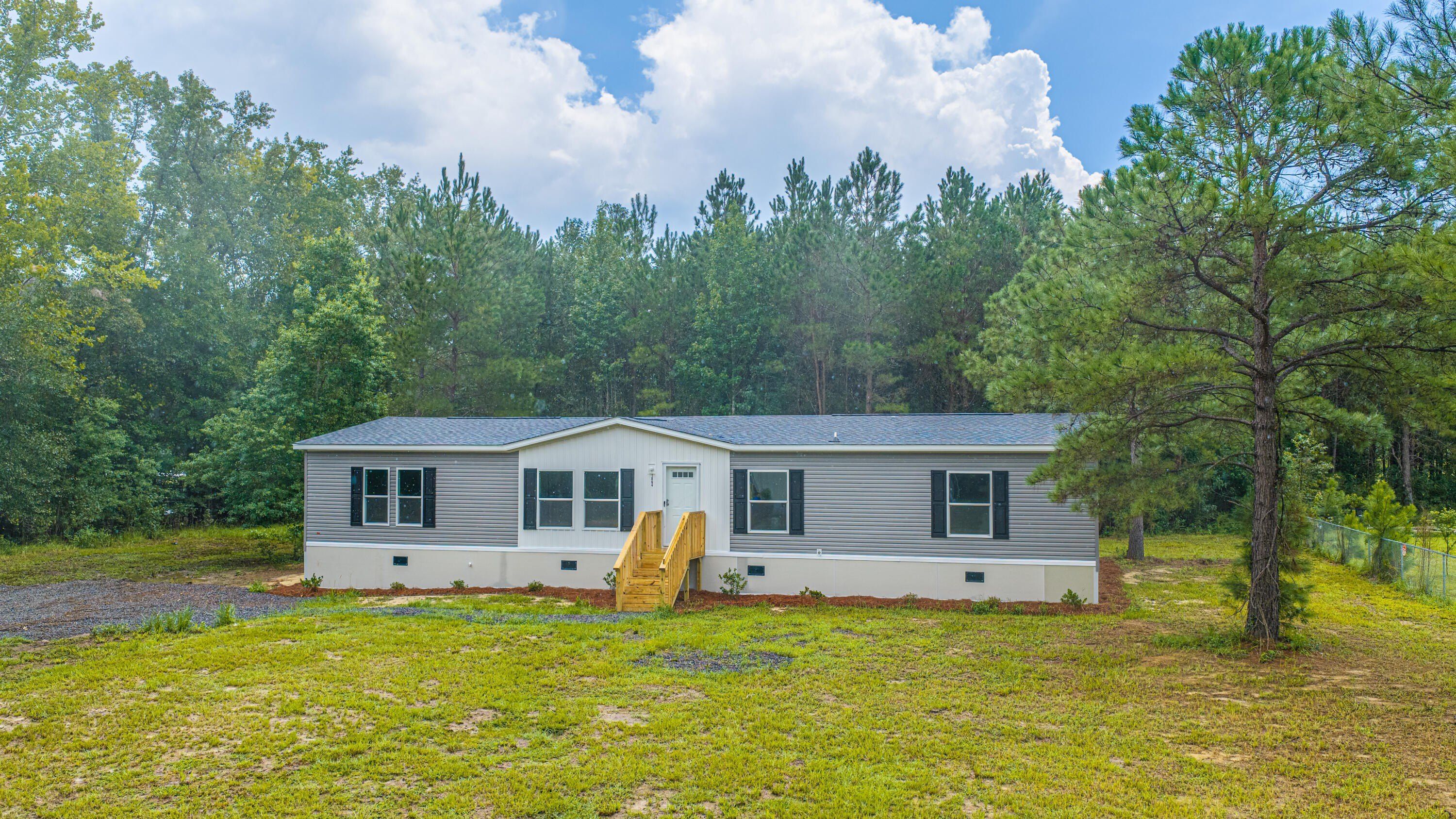 1064 Van Dyke Road. Cottageville, SC 29435