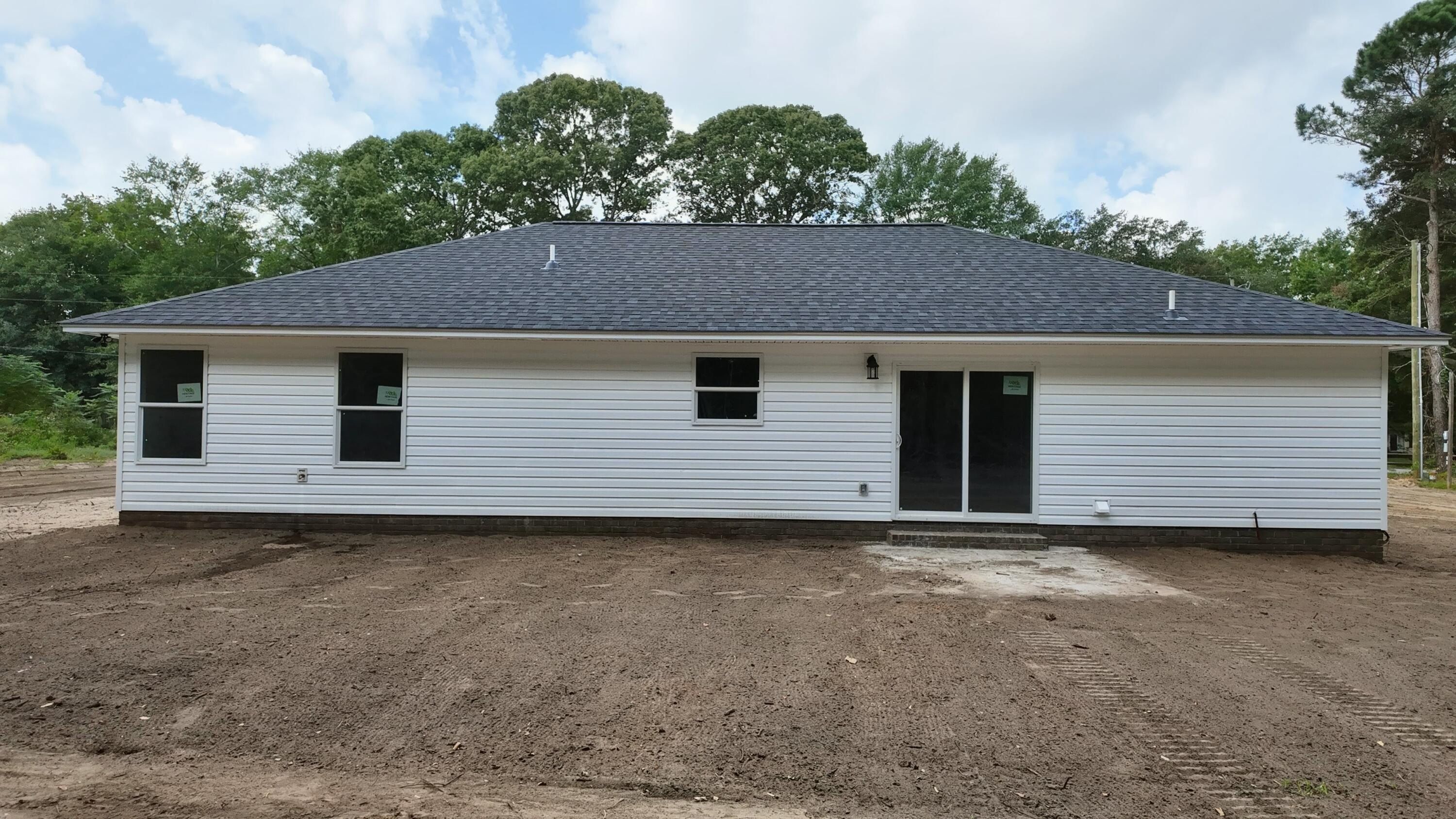 2005 Cains Mill Road. Sumter, SC 29154