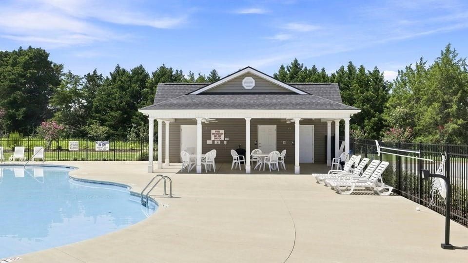 968 Kerwood Street. Wellford, SC 29385