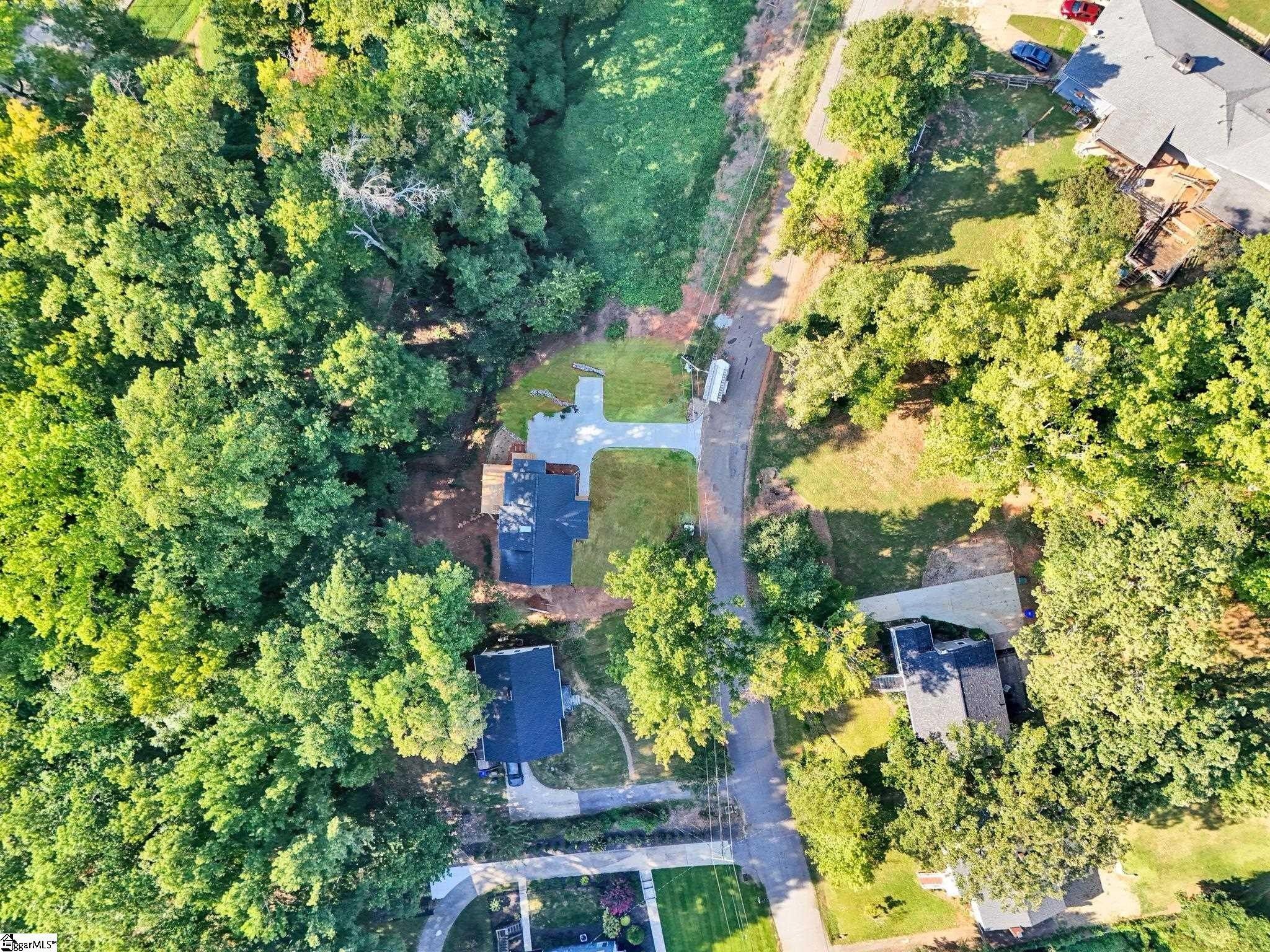 15 Meadow Crest Circle. Greenville, SC 29609