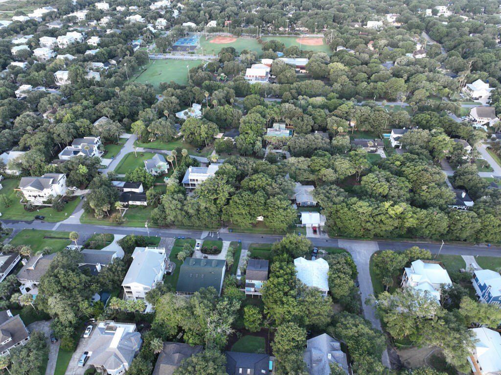 1 Wills Way. Isle Of Palms, SC 29451