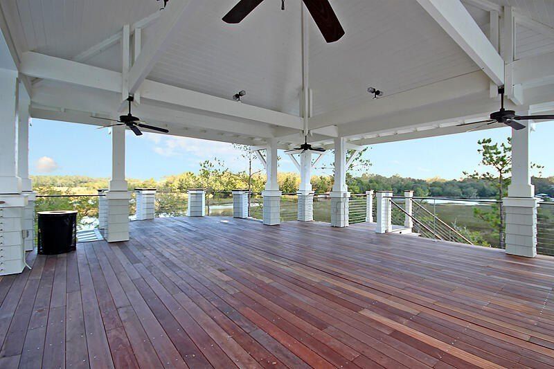 117 Leaning Oak Lane. Ravenel, SC 29470