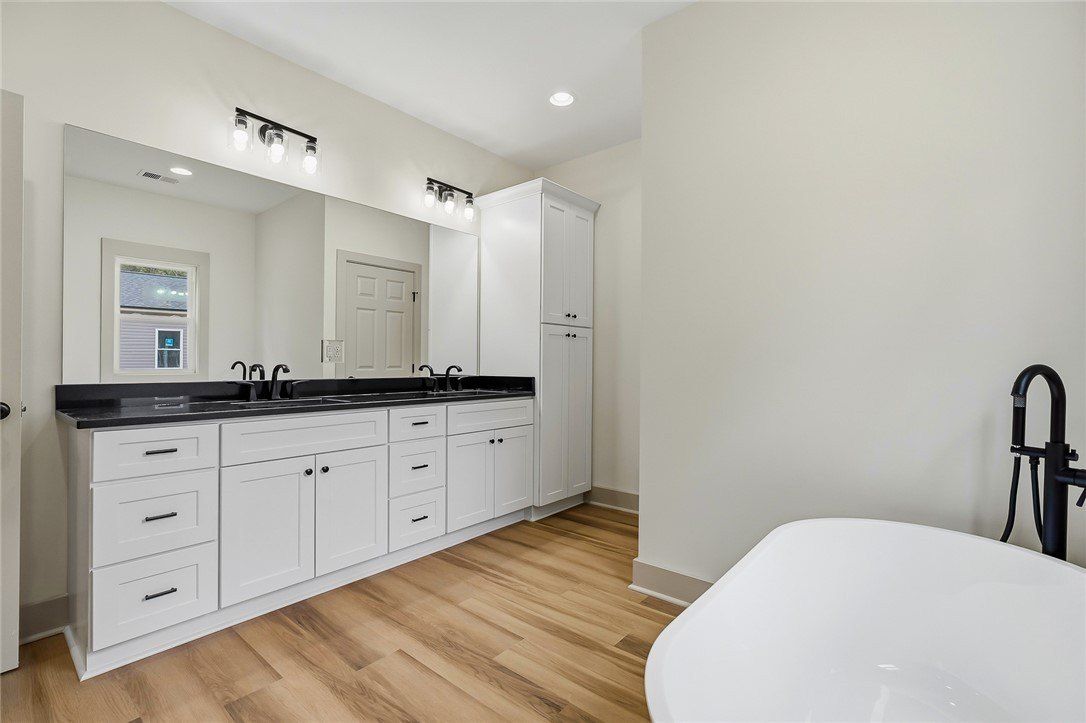 2204 White Street Extension. Anderson, SC 29624