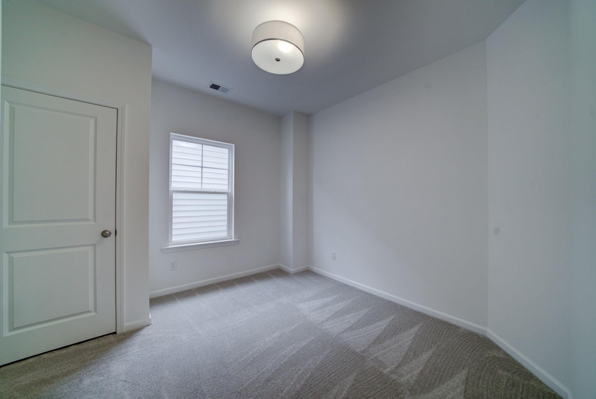 2067 Comstock Avenue. North Charleston, SC 29405