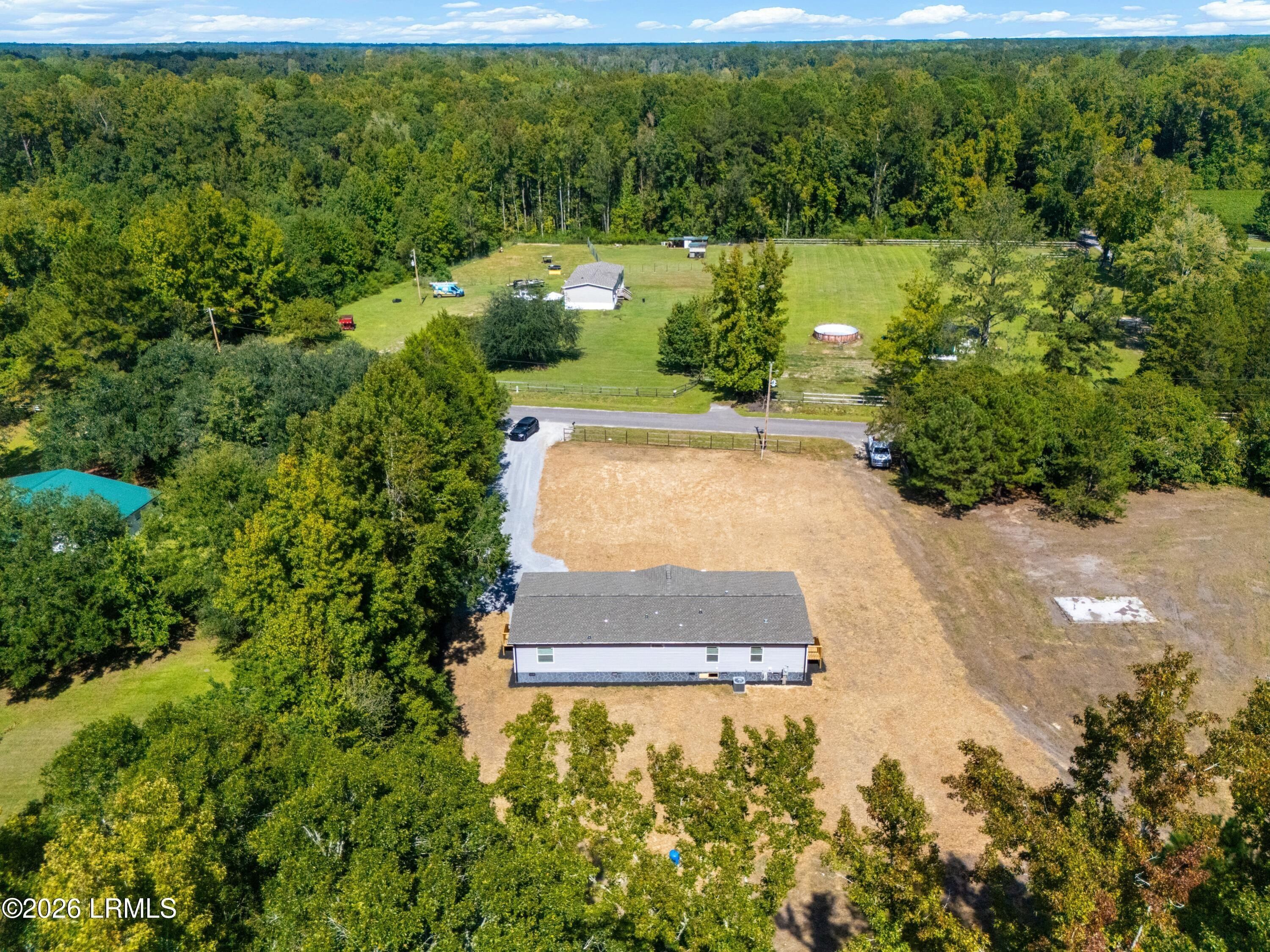53 Fennel Drive. Round O, SC 29474