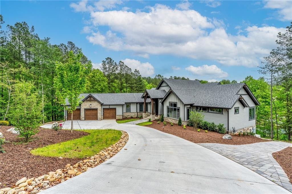 107 Promontory Court. Six Mile, SC 29682