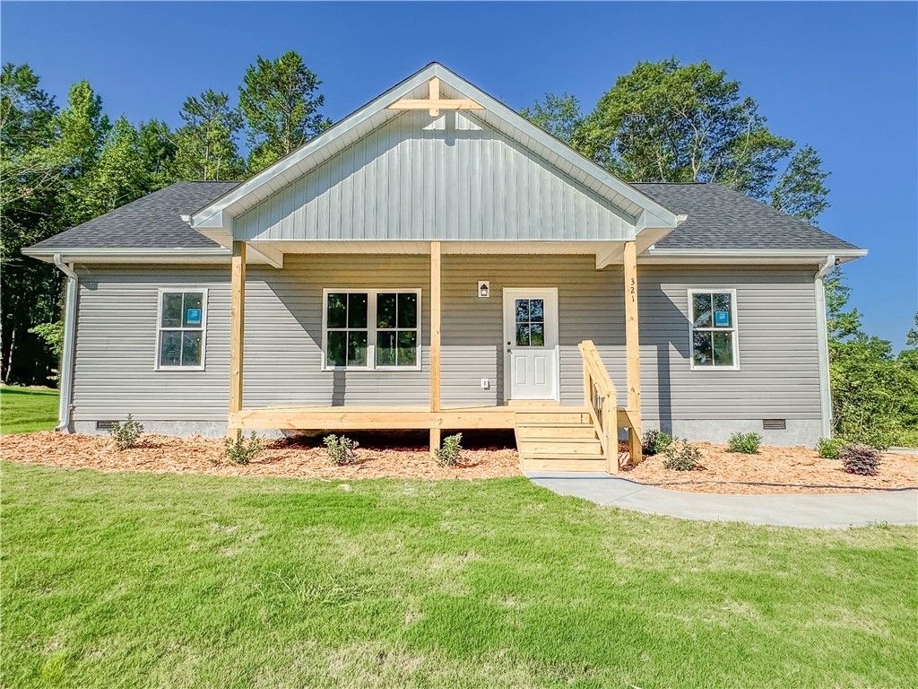 321 Doyle Street. Westminster, SC 29693