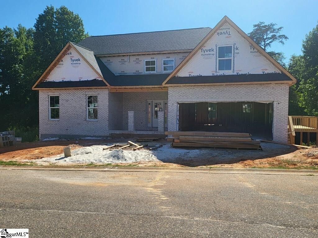 160 Floyd Meadow Drive. Inman, SC 29349