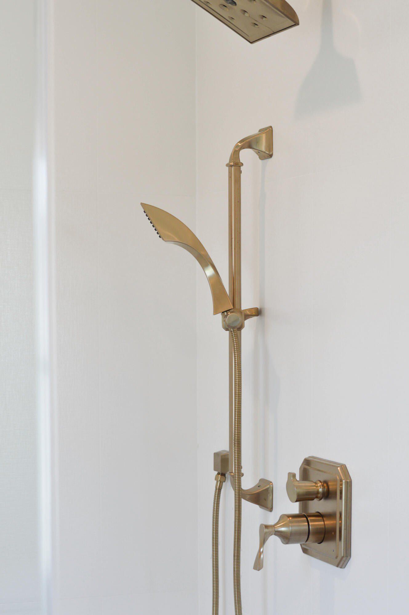 4176 Victory Pointe Drive. Mount Pleasant, SC 29466