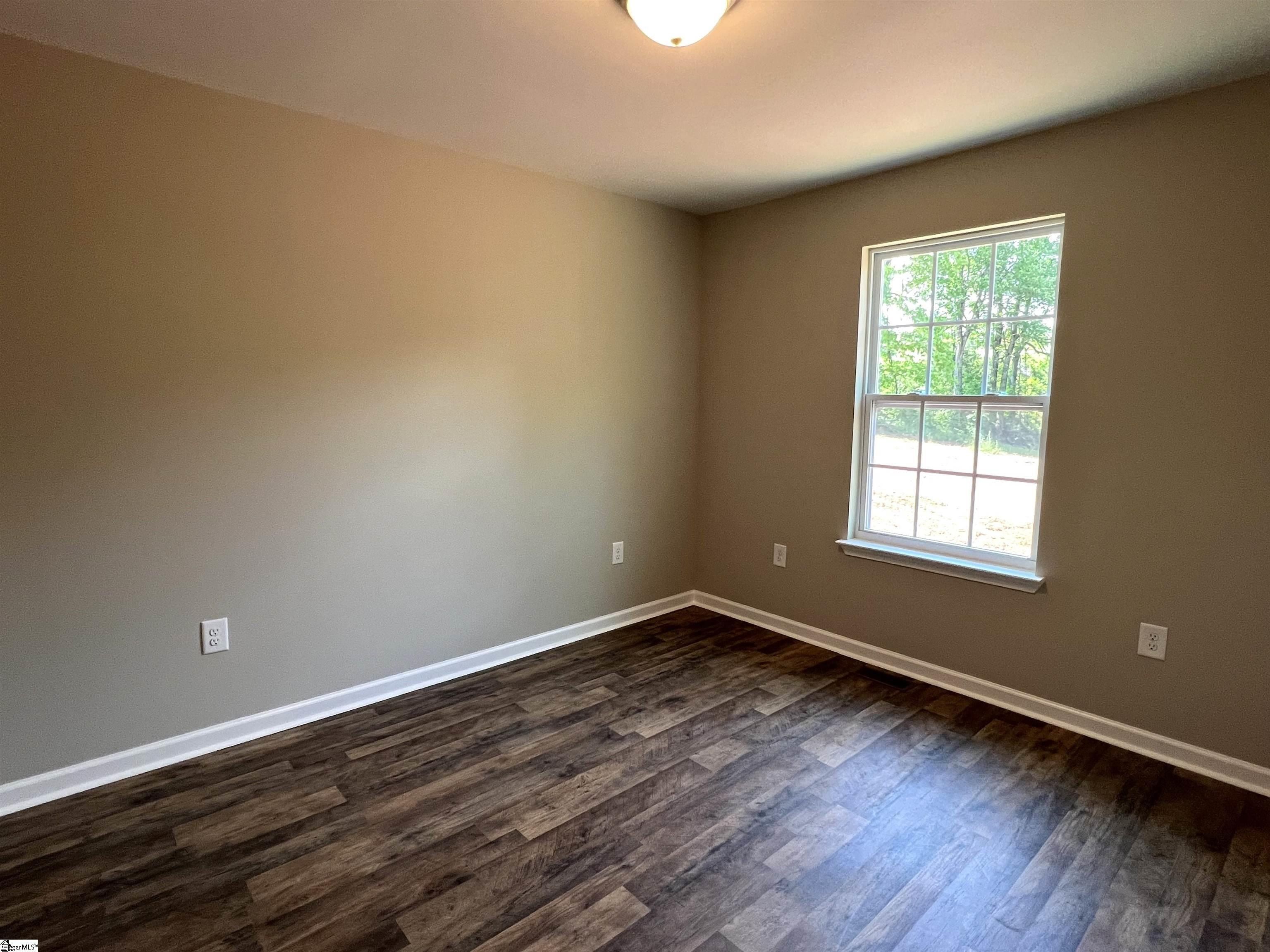 6221 Moorefield Memorial Highway. Liberty, SC 29657