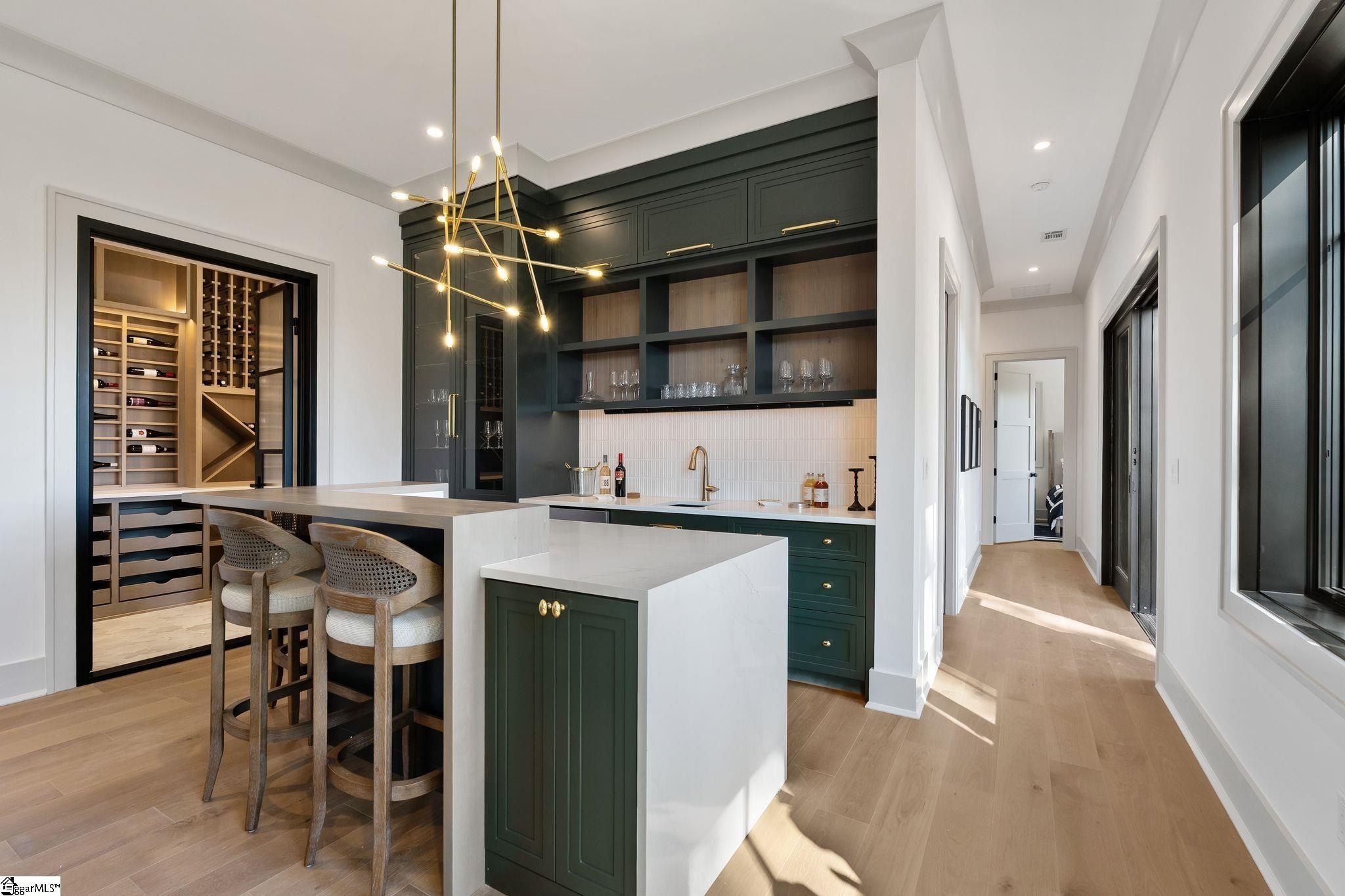 189 Crowne Hill Way. Marietta, SC 29661