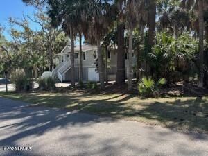 307 Deer Pointe Court. Fripp Island, SC 29920