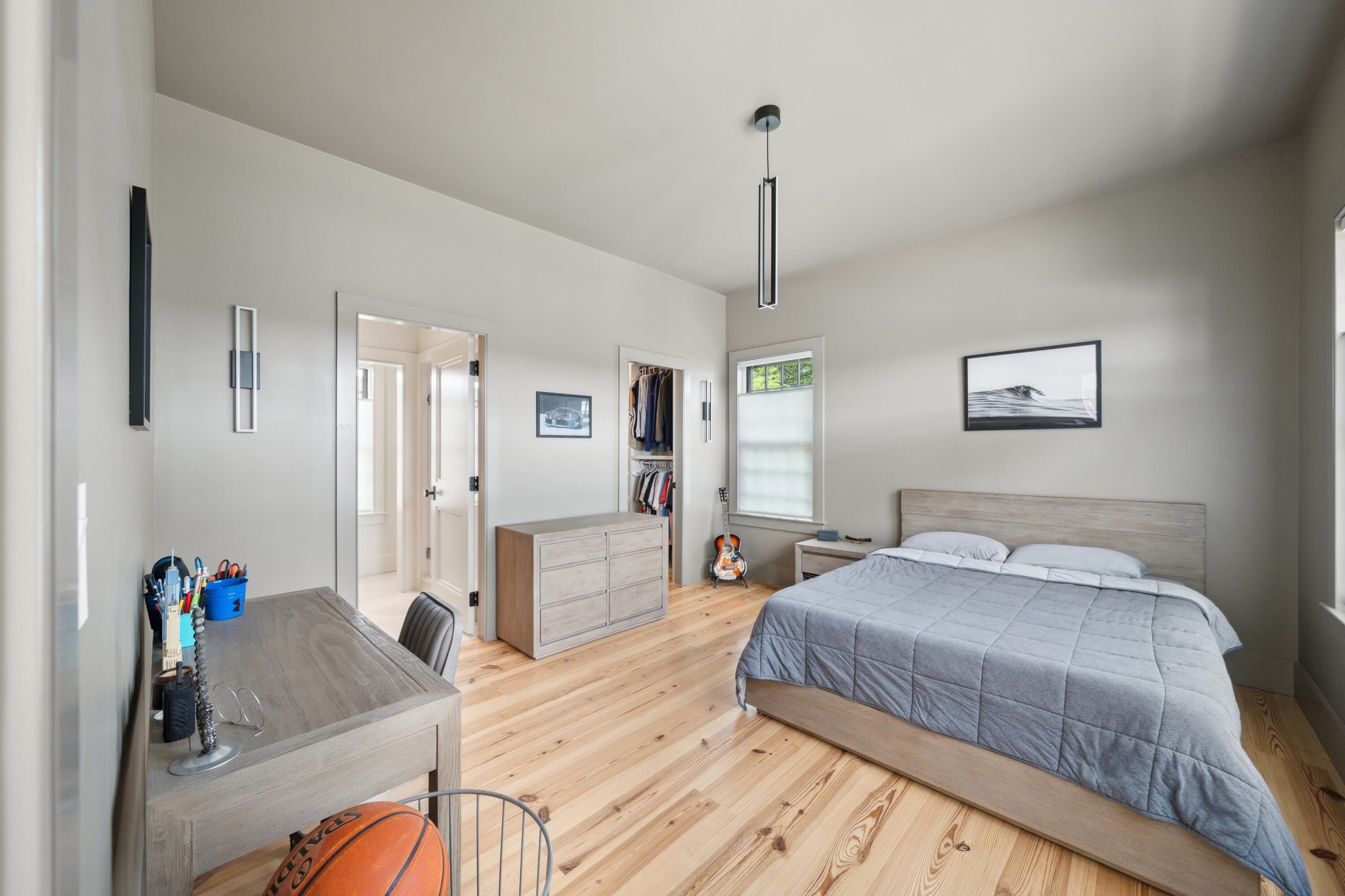 922 Kincade Drive. Mount Pleasant, SC 29464