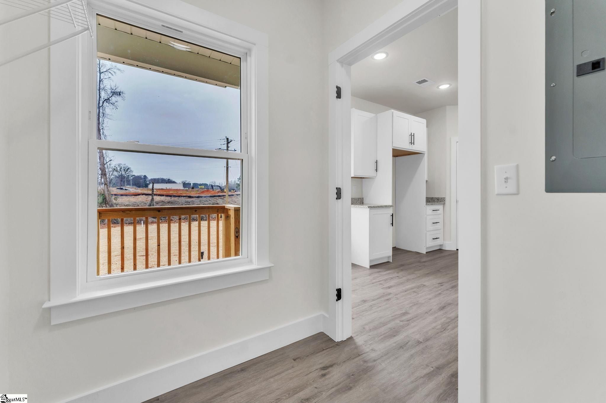 181 Dodd Street. Wellford, SC 29385