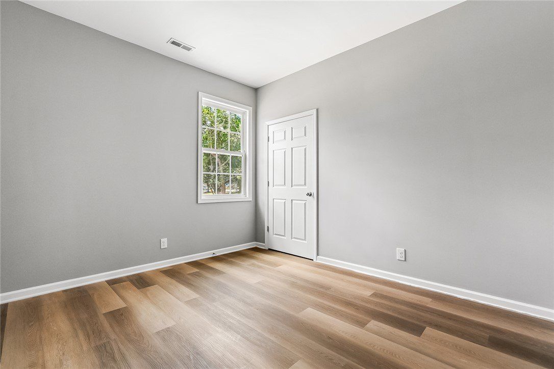 216 Cloverhill Drive. Anderson, SC 29624