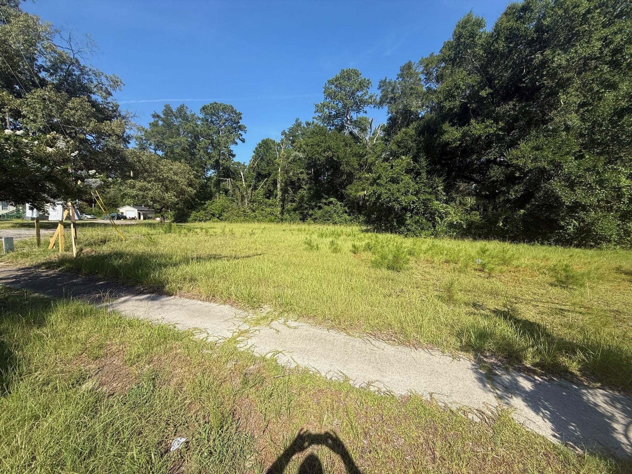 913 N Lemacks Street. Walterboro, SC 29488