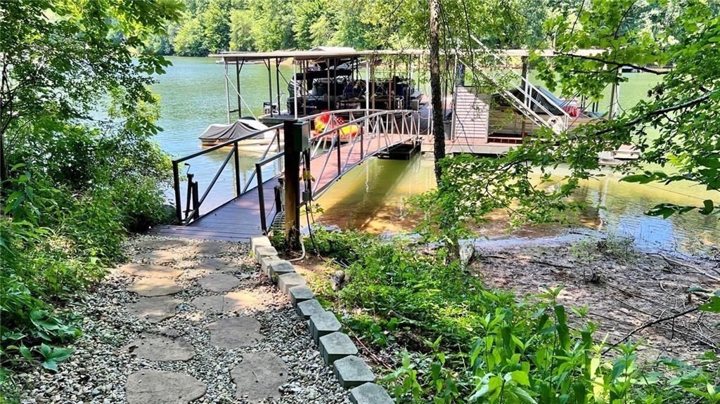 223 Brookside Drive. Westminster, SC 29693