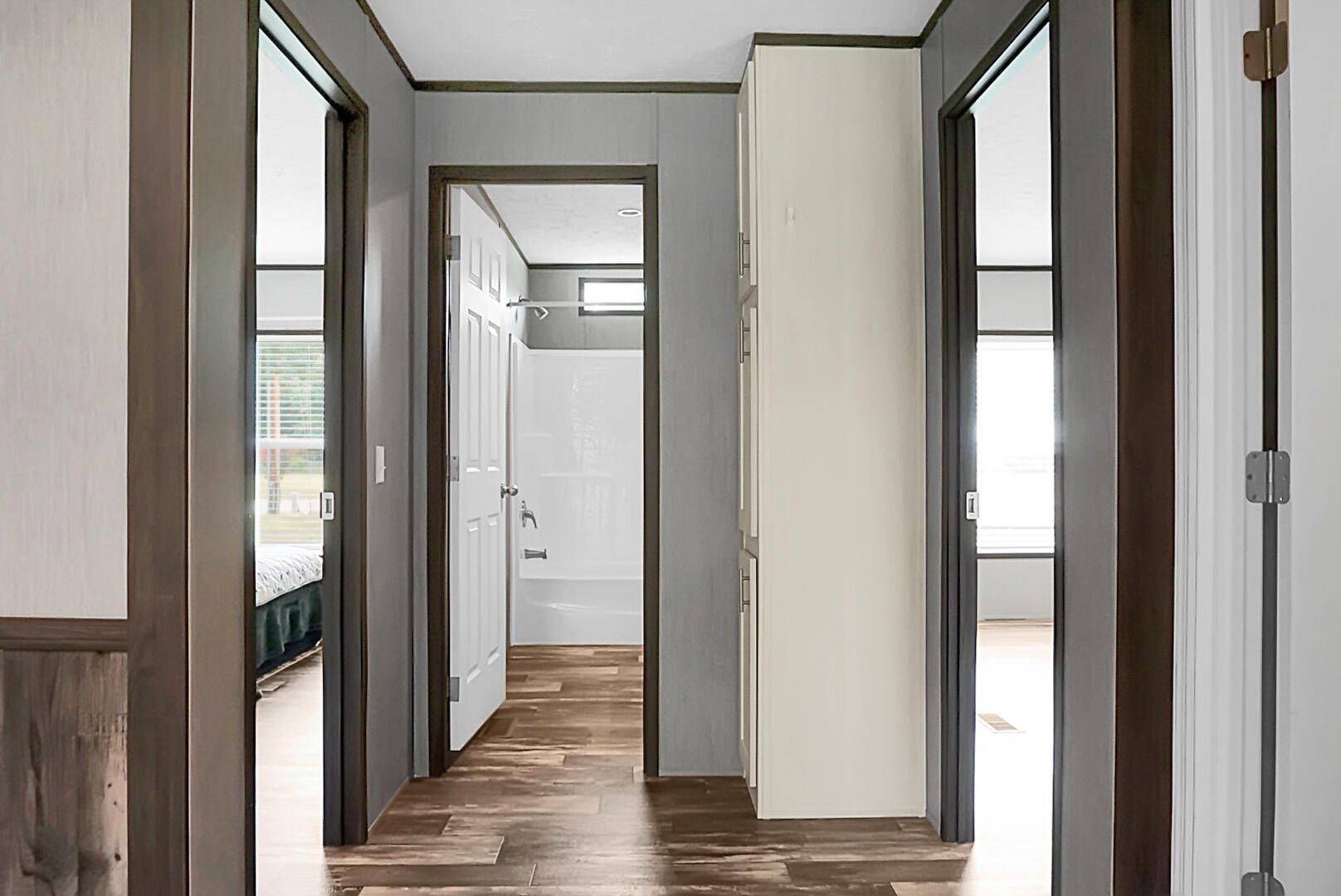 317 Pooshee Plantation Way. Bonneau, SC 29431