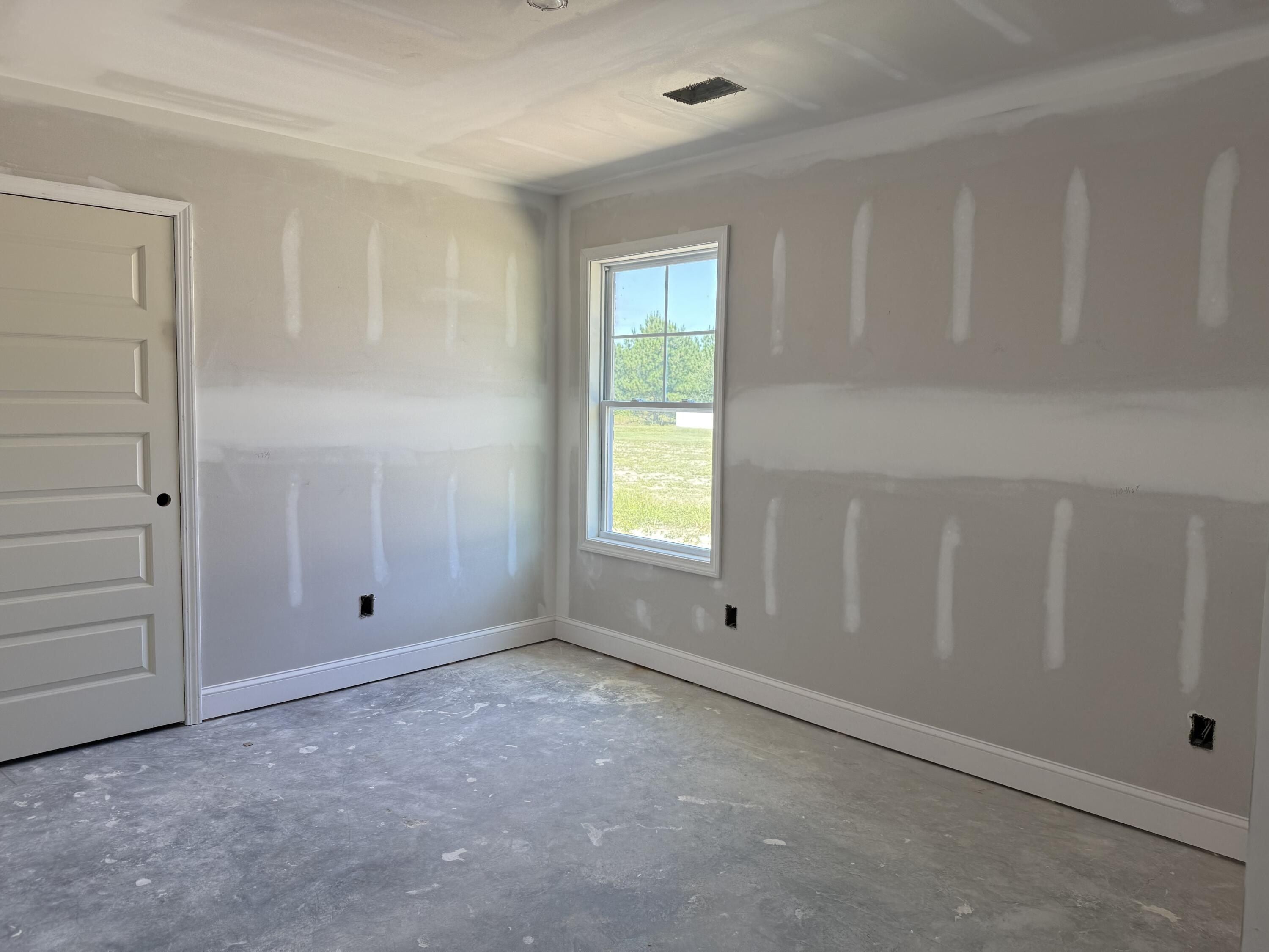 542 Brushwood Drive. Sumter, SC 29154