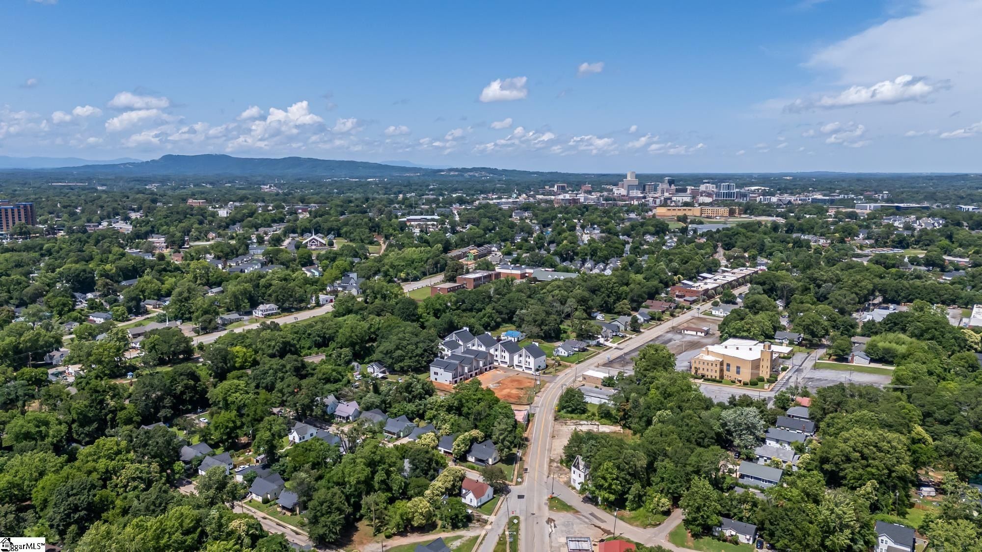 115 Lepak Lane. Greenville, SC 29605