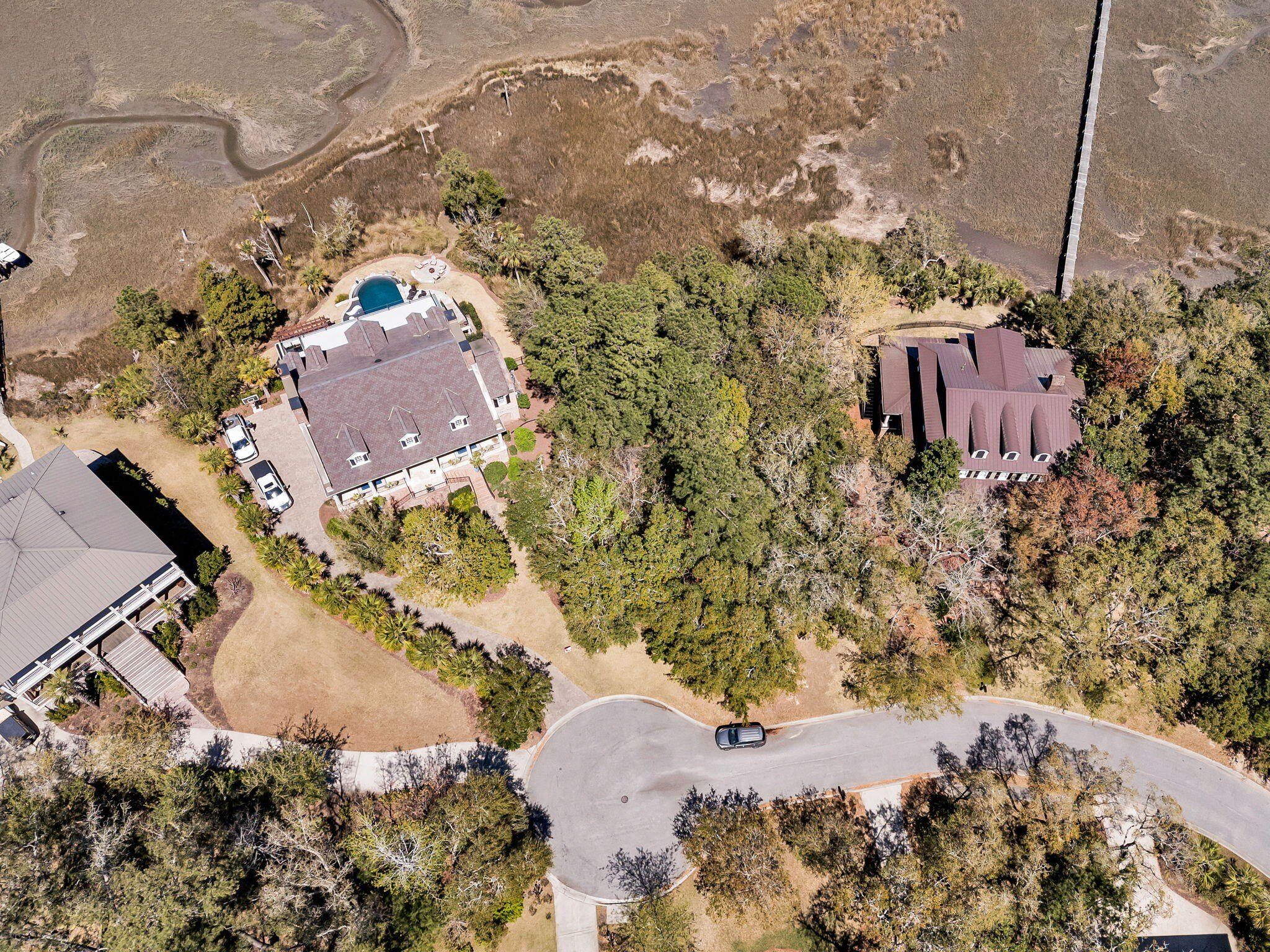 2296 Beckenham Drive. Mount Pleasant, SC 29466