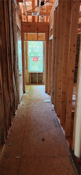 221 Cub Cove Drive. Walhalla, SC 29691