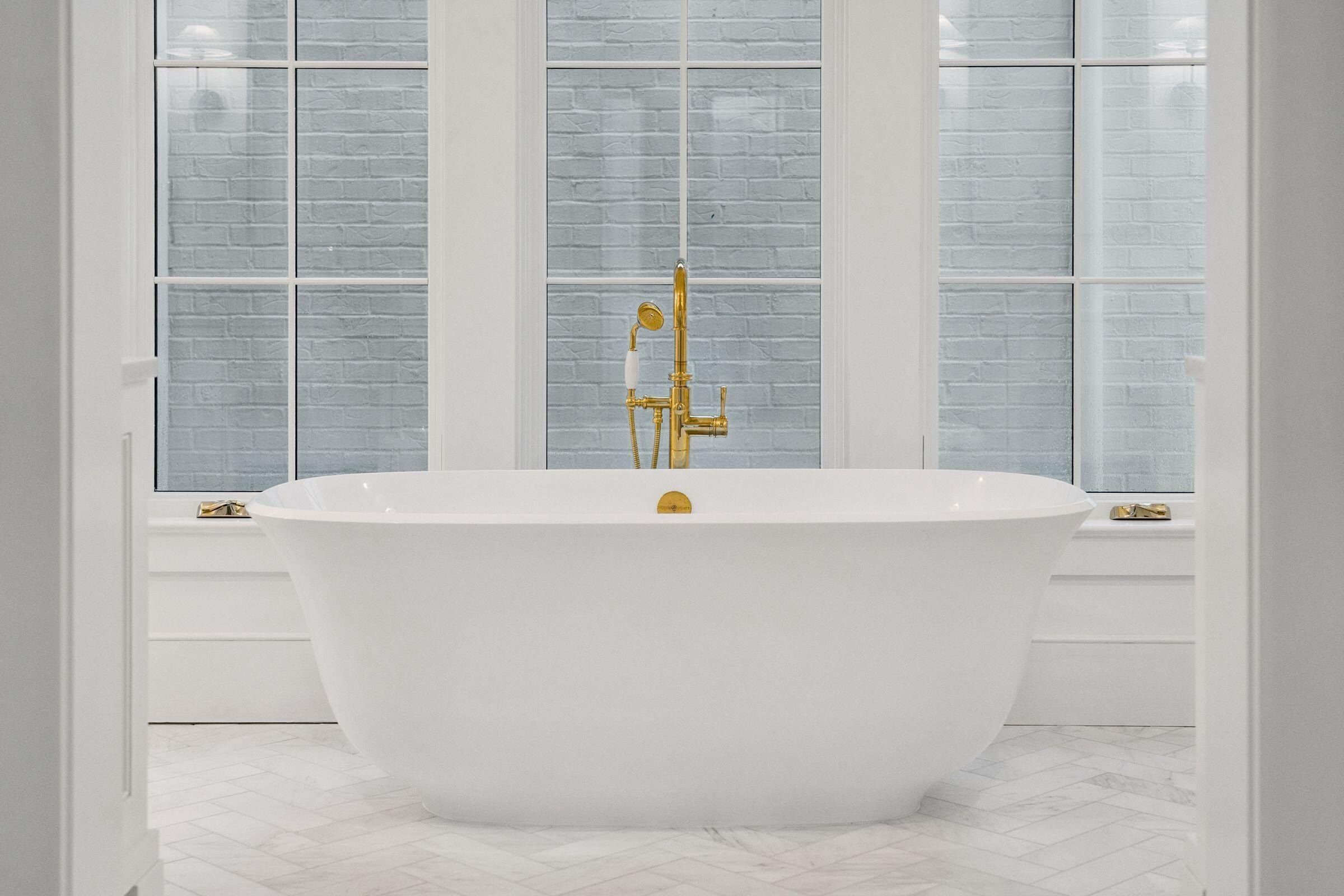 4 Prioleau Street. Charleston, SC 29401