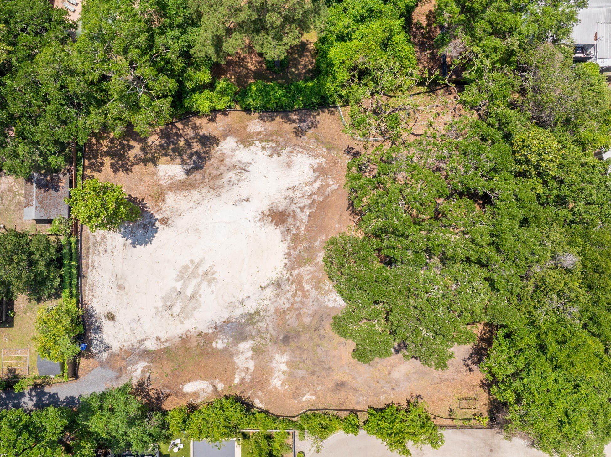 952 Mccants Drive. Mount Pleasant, SC 29464