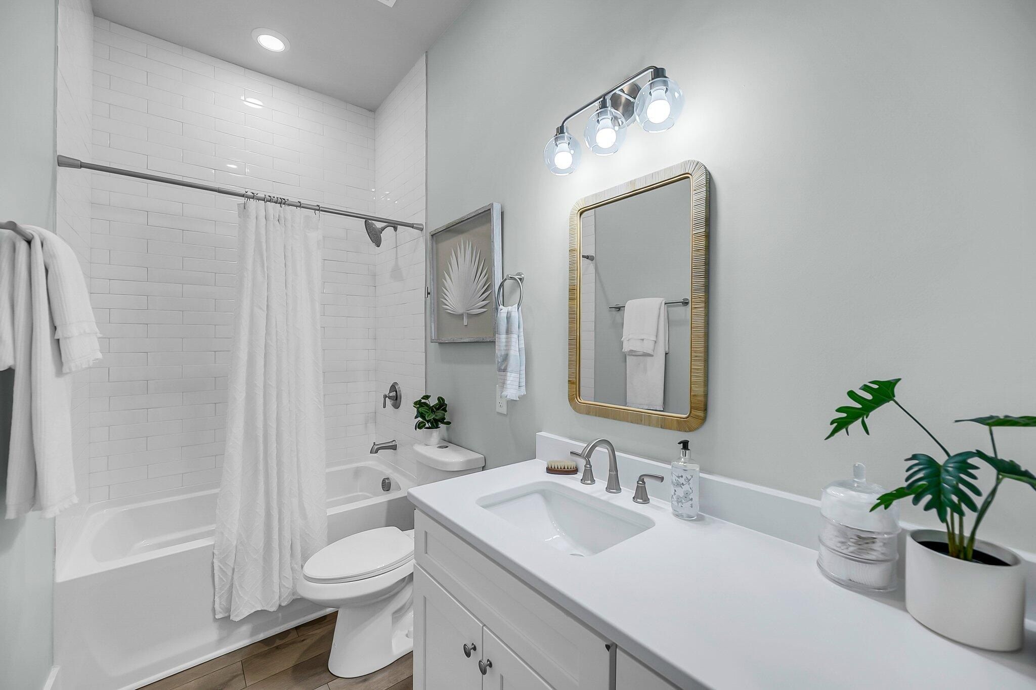 7613 Indigo Palms Way. Johns Island, SC 29455