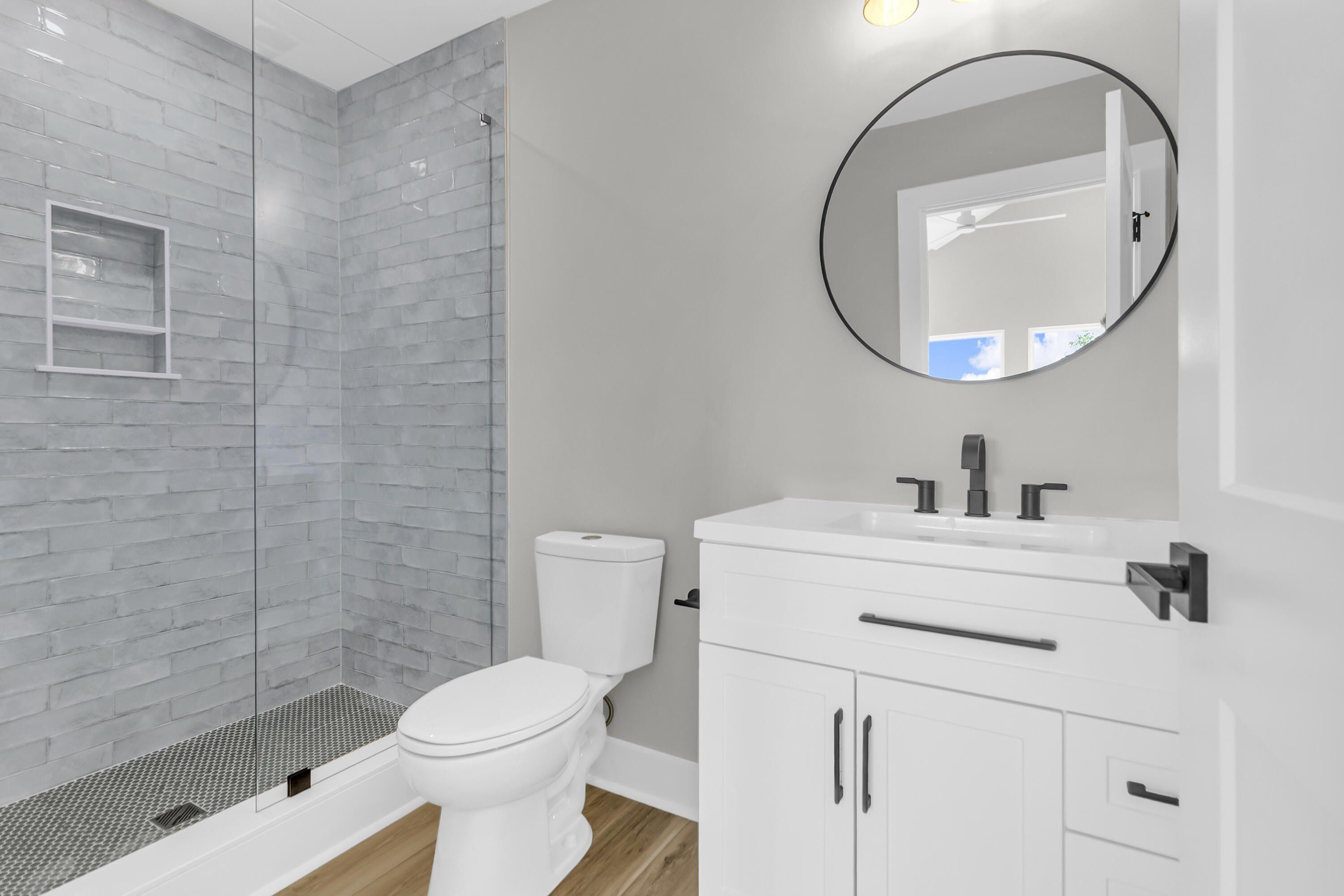 2007 Arbutus Avenue. North Charleston, SC 29405