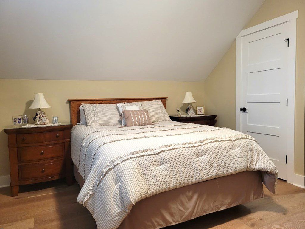 212 Hatchers Pass. Greenwood, SC 29646