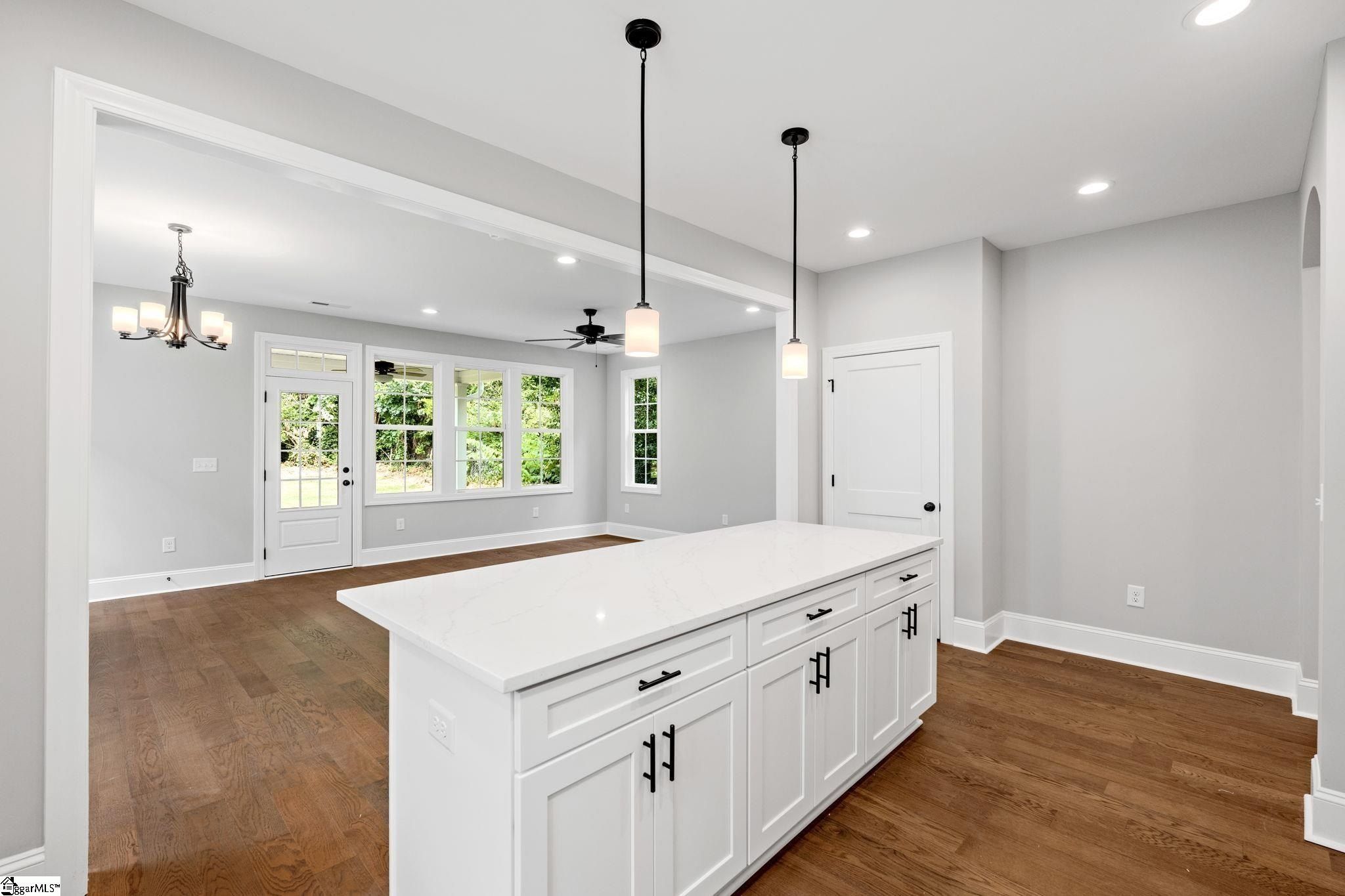 711B N Main Street. Greer, SC 29651