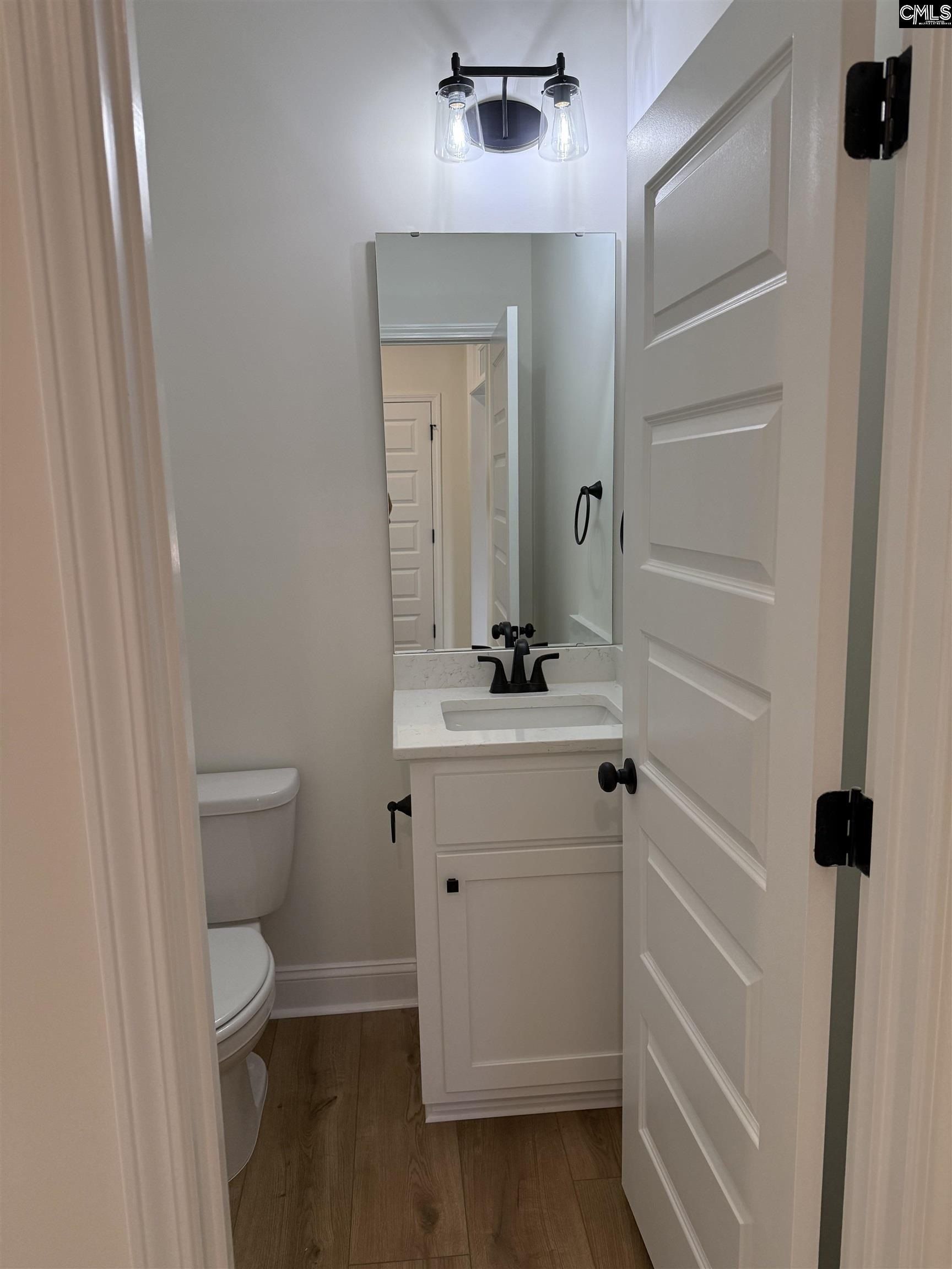 1577 Porter Road. Cassatt, SC 29032