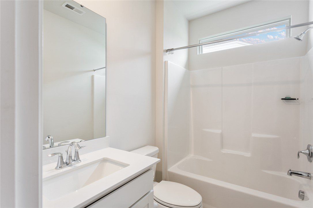 121 Somerset Lane. Central, SC 29630