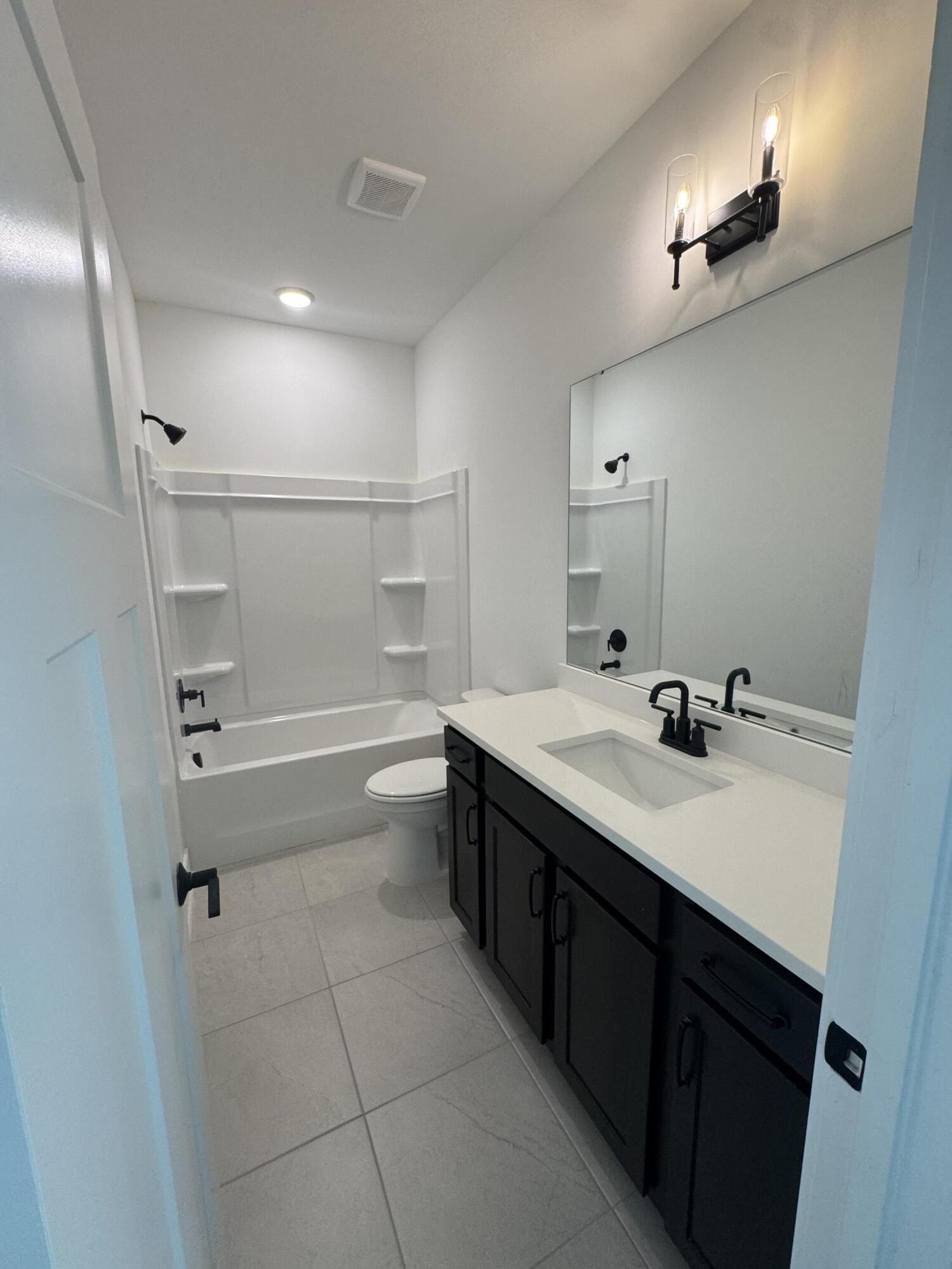 1960 Central Avenue. Summerville, SC 29483