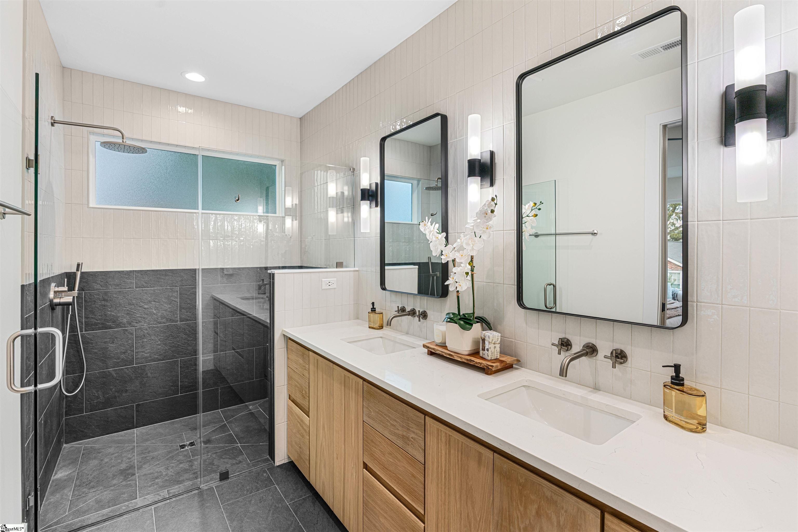 107 Taylor Street. Greenville, SC 29601