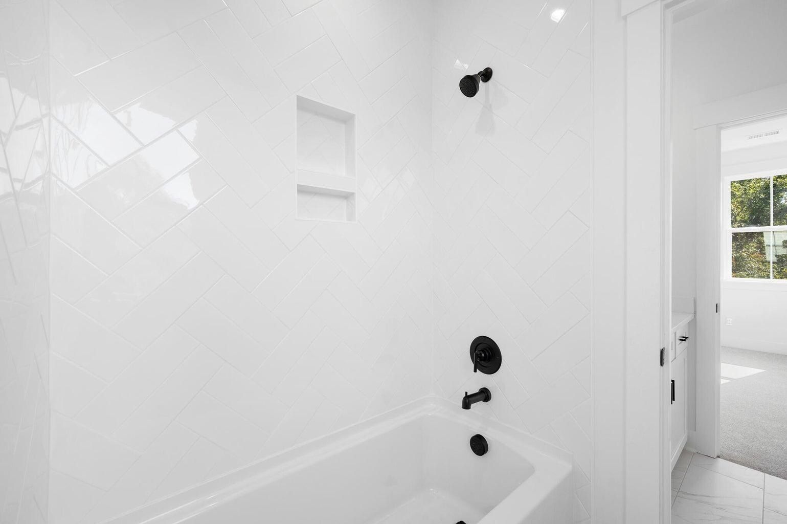 6444 St Anthony Drive. Yonges Island, SC 29449